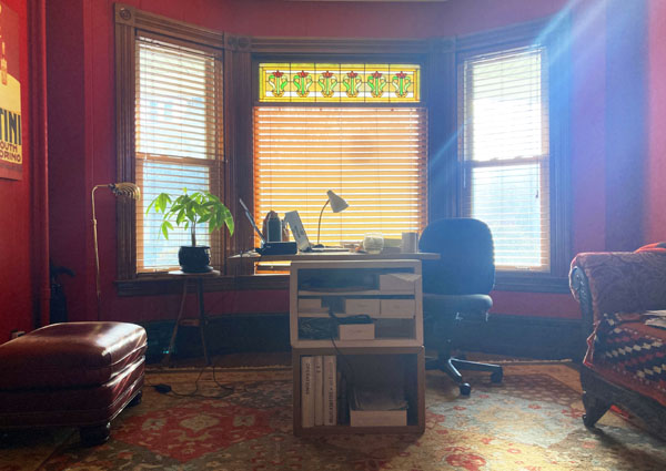 Nomadic Furniture 101